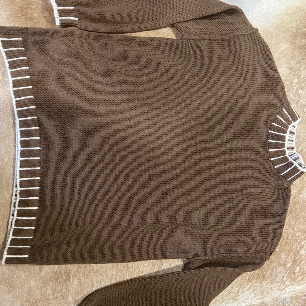 Chic Brown Crew Neck Sweater with White Accents